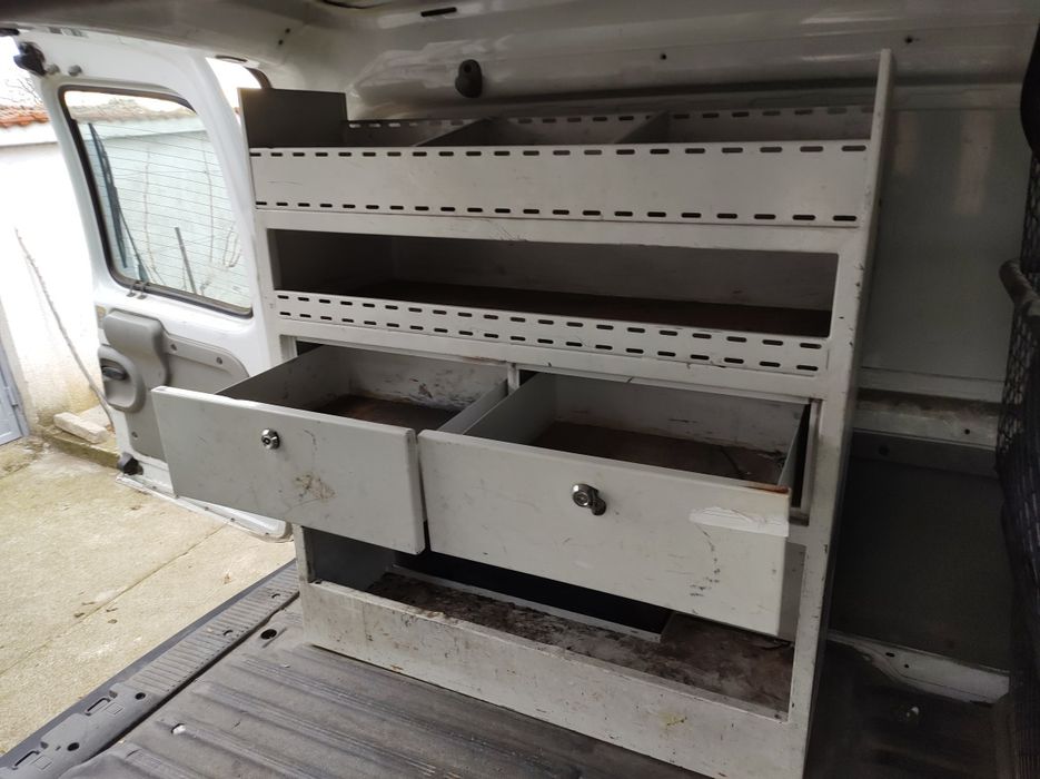 Шкаф за Рено Канго