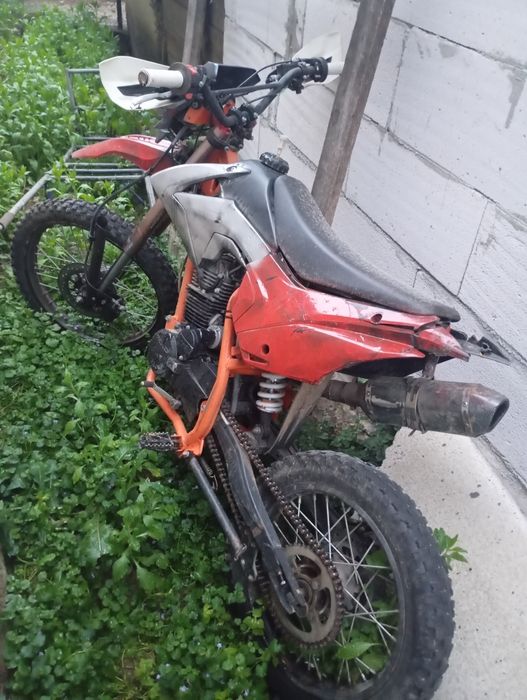 Vând motor kxd falcon