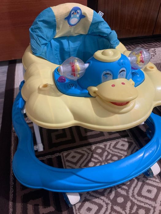 Детский ходунок.