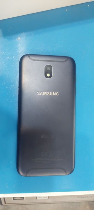 Telefon Samsung J5