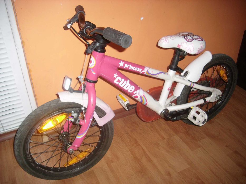 CUBE 16" USA АЛУМИНИЕВ  детски велосипед,колело +спомагателни.Идеален.