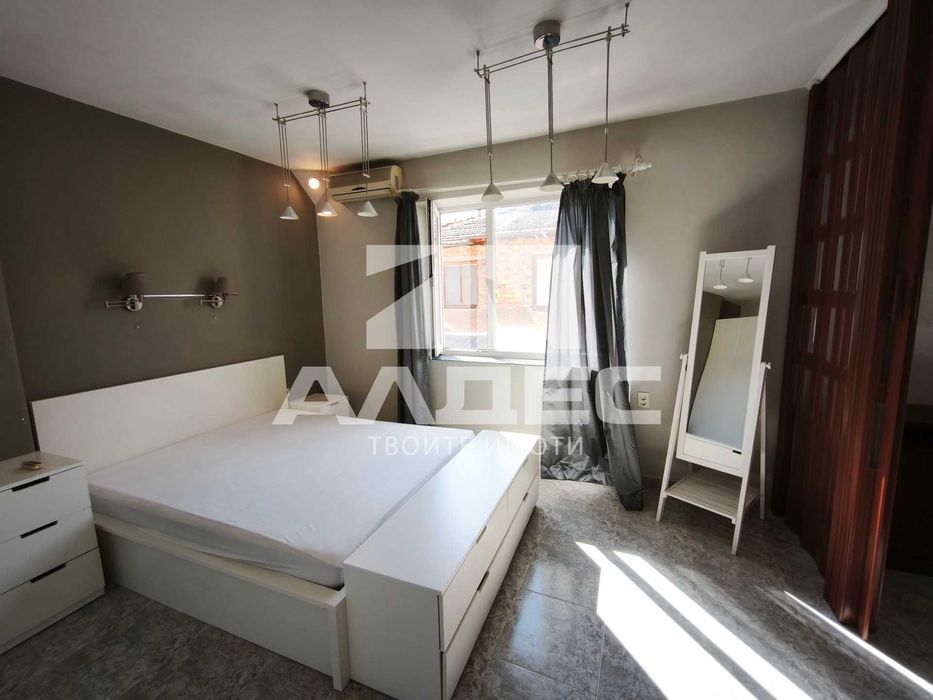 Дава се под наем Двустаен апартамент в София, Център - 84 кв.м за 680 € - Снимка #7