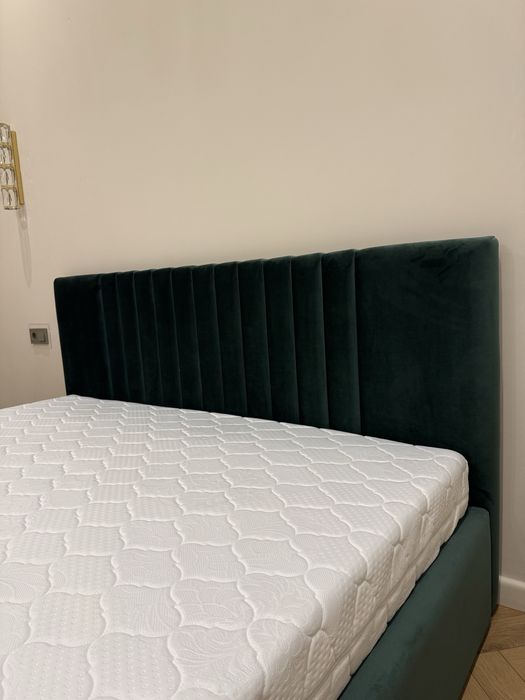 Кровать двухспальная