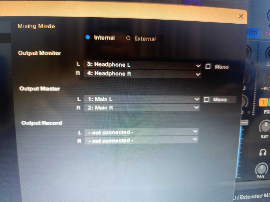 Аудио карта Native Instruments Traktor Audio 2 MK2