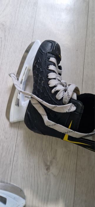 Продам коньки для мальчика