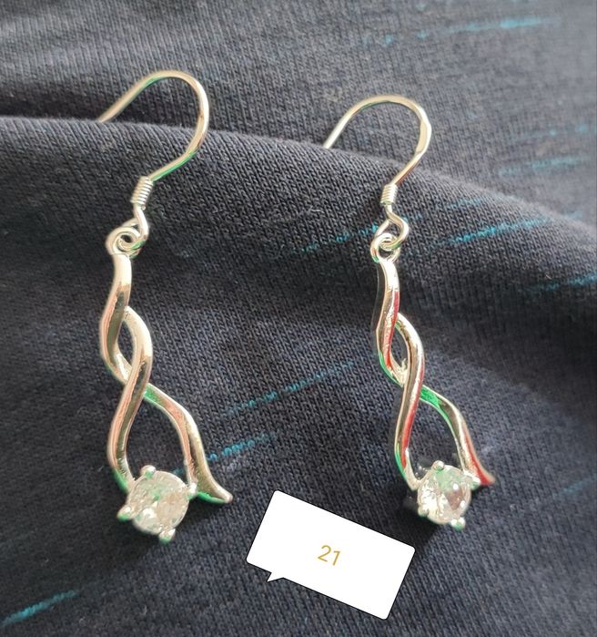 Сребърни обеци с печат 925 и камък