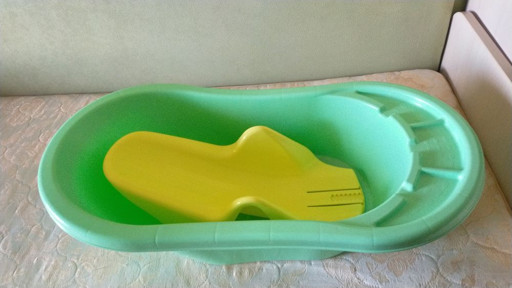 Ванночка для новорожденного