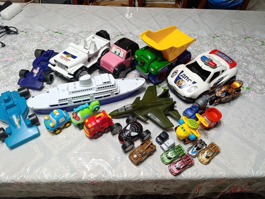 Детские игрушки.