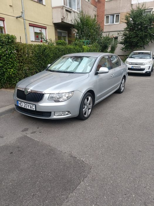 Vând  Skoda Superb 2010