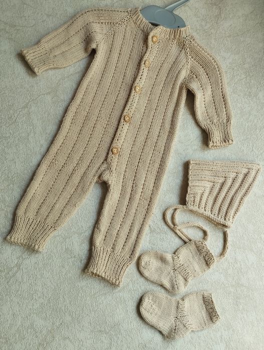 Комбинезон для новорожденных