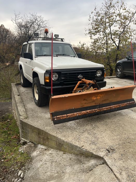 Nissan Patrol Y60, echipat deszapezire