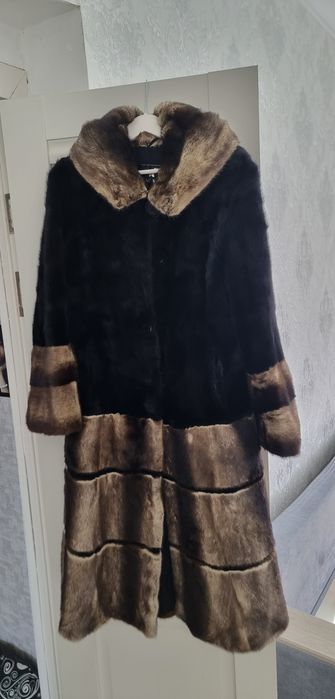 Продам женскую одежду