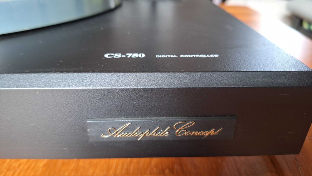 грамофон Dual CS-750 Audiophile Concept