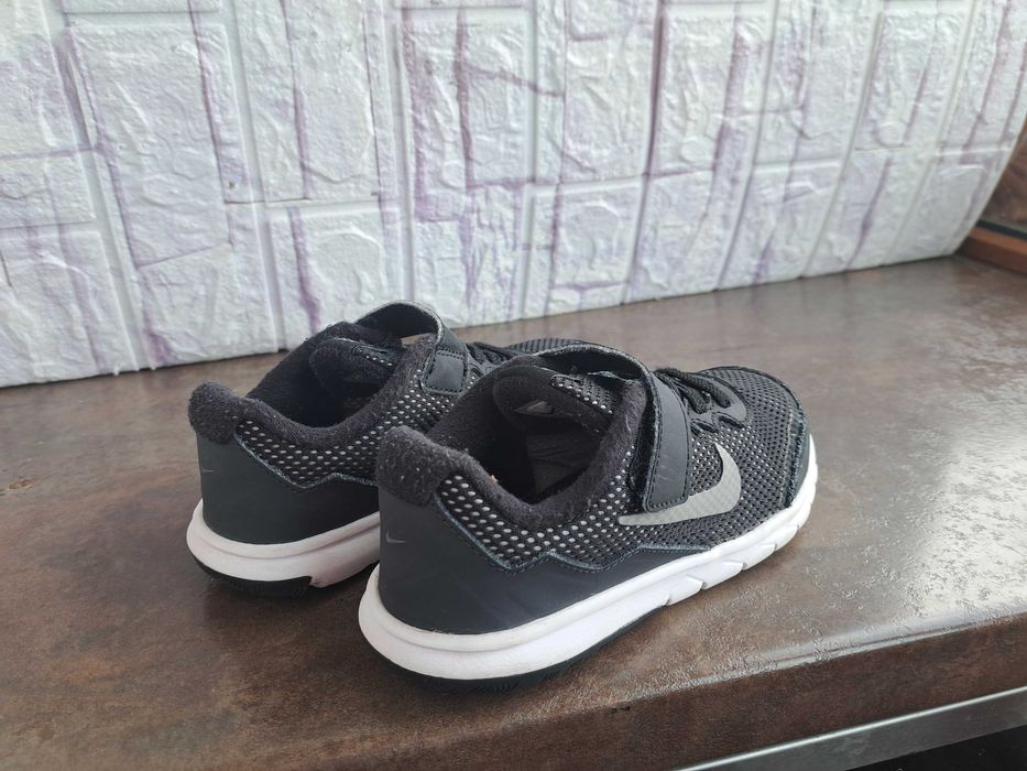 детски маратонки,кецове,спортни обувки Nike,29,5,найк,за момче