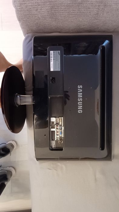 Vând Tv/Monitor Samsung