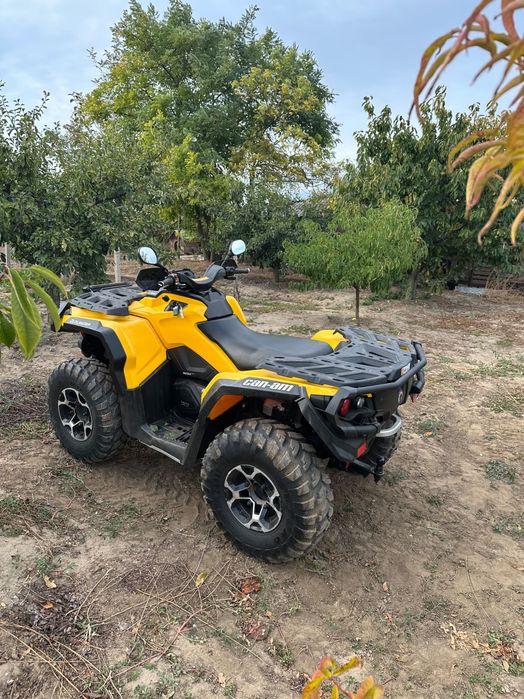 ATV Can am outlander 650cc XT
