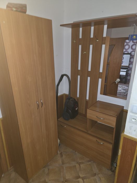 Прихожка со шкафом