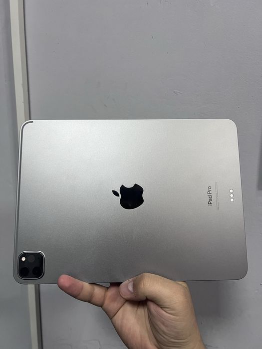 iPad M2 2022 продам