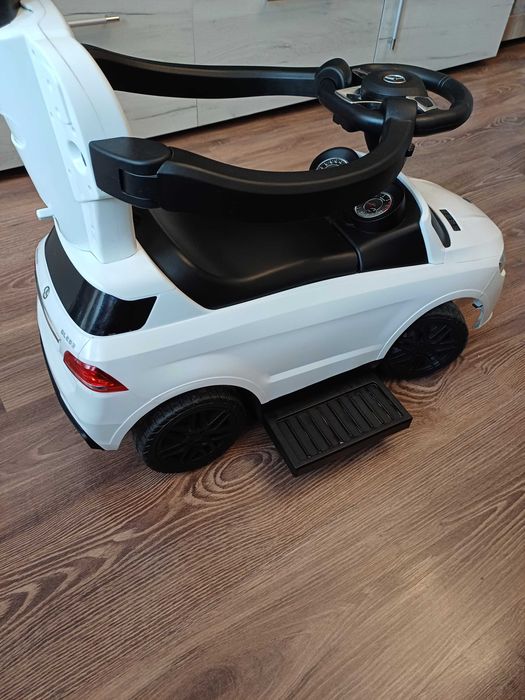 Кола Ride-On Mercedes Бял
