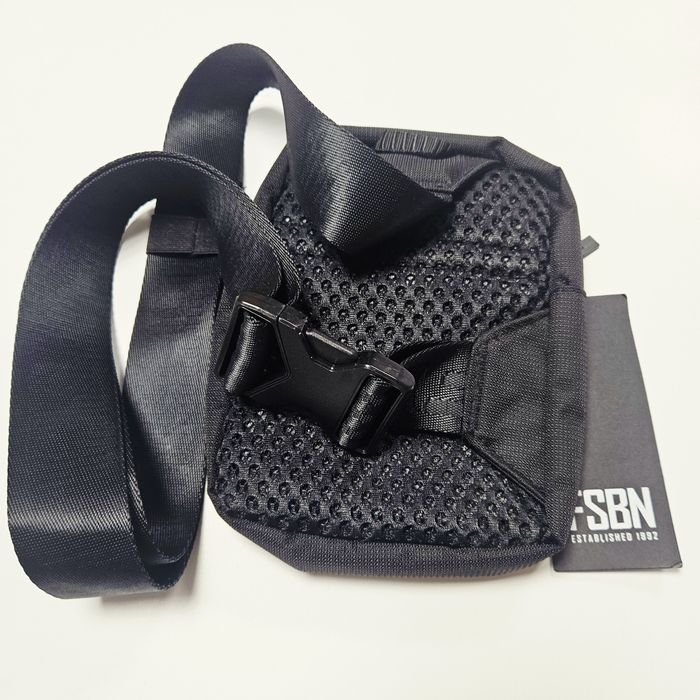 Нова чанта през рамо, за момче