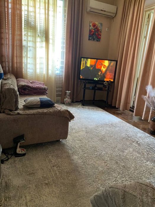 Продается 2х комн квартира