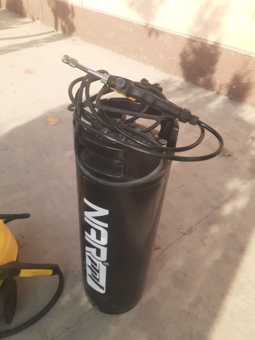 Нар Бачок и правой