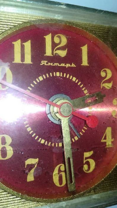 Часы настольные ЯНТАРЬ  СССР