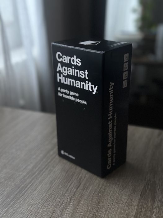 Joc cards agains humanity cutie completa jocul principal