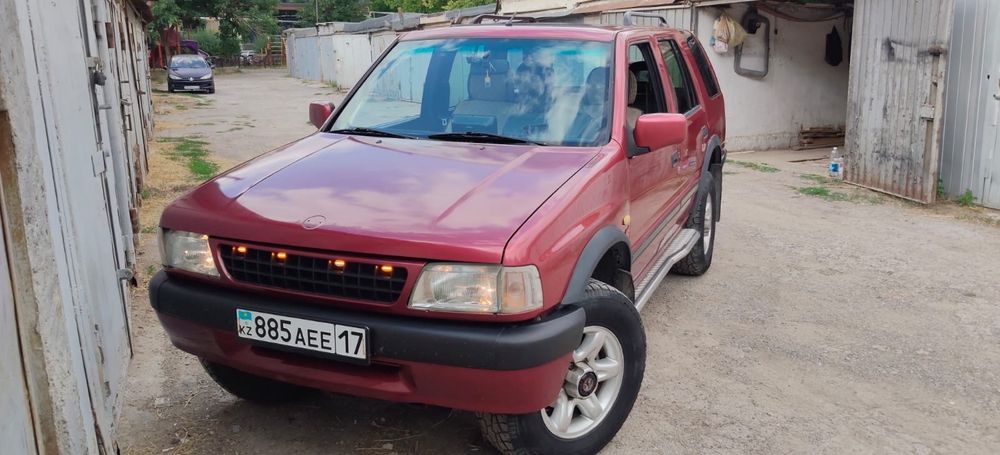 В продаже Opel frontiera 1996 год