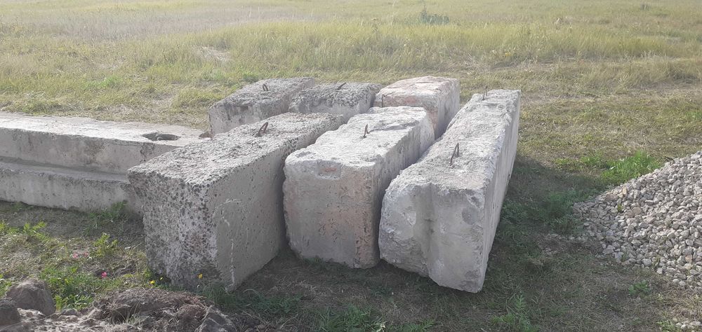 Продам фундаментные блоки