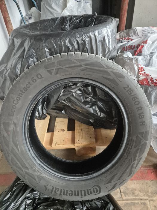 Set 4 Anvelope vară Continental Eco Contact 215/60R18