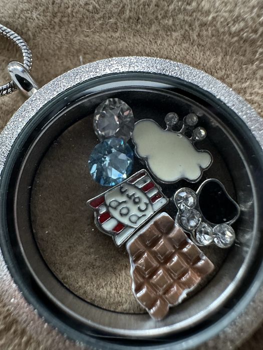 Колие с талисмани Lock the Moment