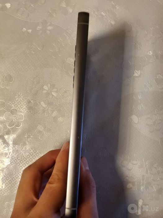 Samsung s23 fe коробка есть