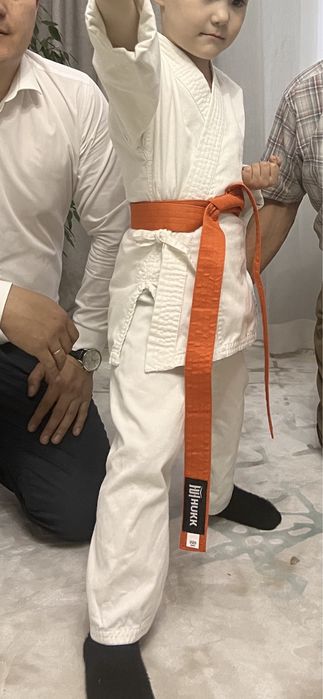 Продам кимано на 5-6 лет