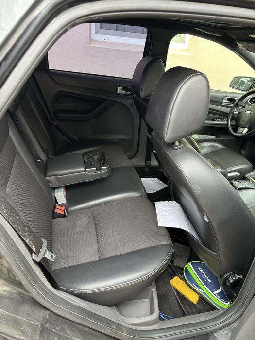 Ford focus mk2 2.0 tdci pachet st