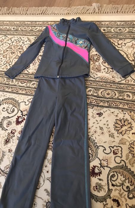 Костюм для фигурного катания