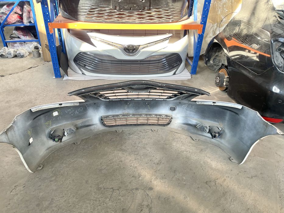 Передний бампер на Camry 40 Камри 40