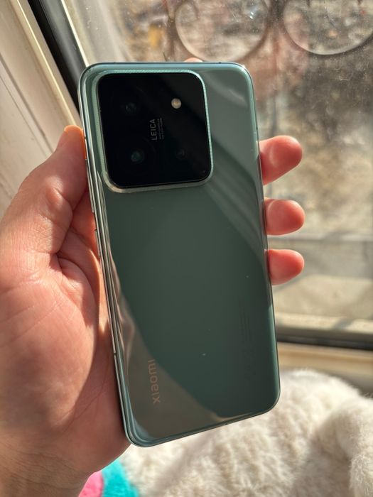 Глобальная версия Xiaomi 14