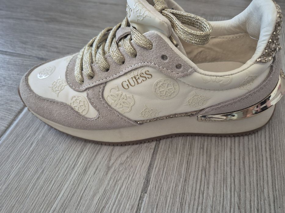 дамски спортни обувки GUESS
