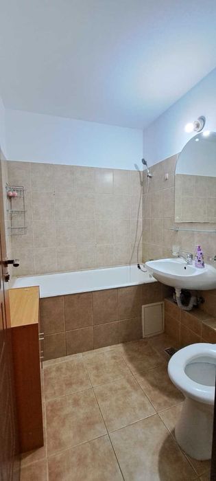 Inchiriez garsoniera direct proprietar