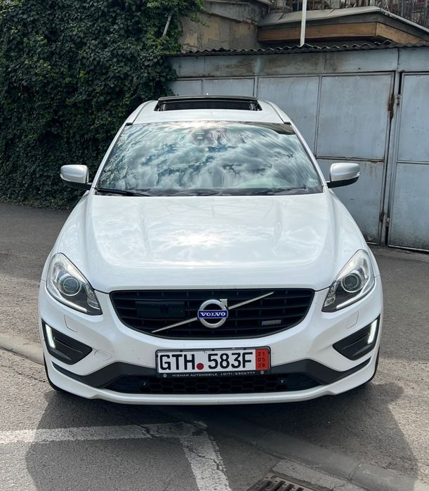Vând Volvo XC60 R-Design, 2015, , 2.4TDI, 215 cp AWD