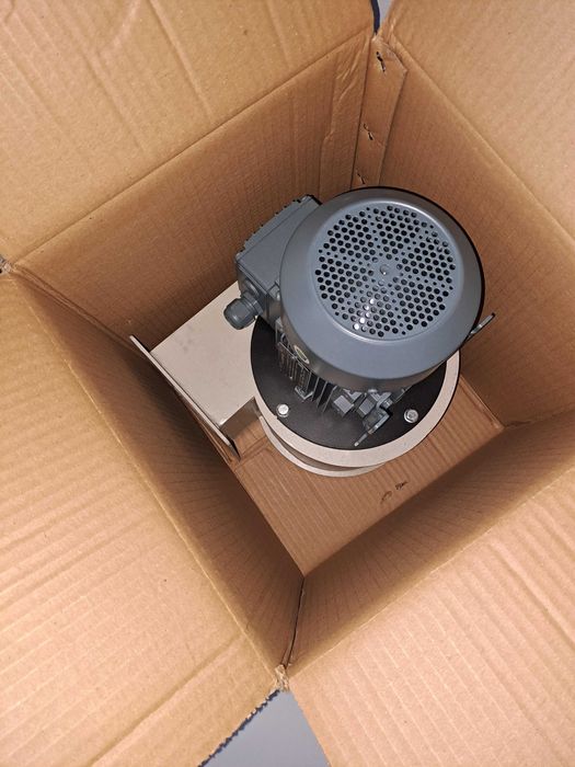 Промишлен вентилатор компактен 2000 m3/h