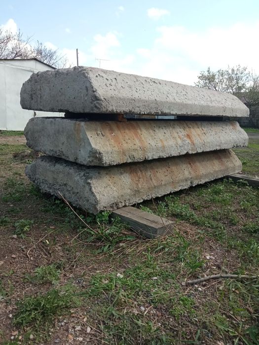 Продам Плиты самовывоз