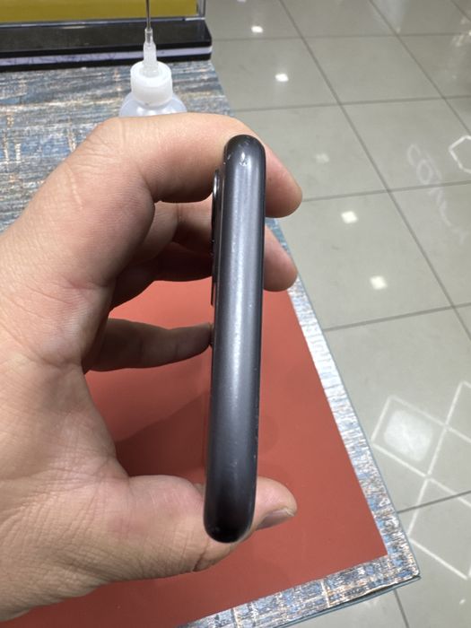 Аифон 11  128 гб феис