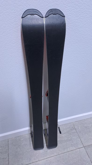 Лыжи, Ботинки для лыж Atomic