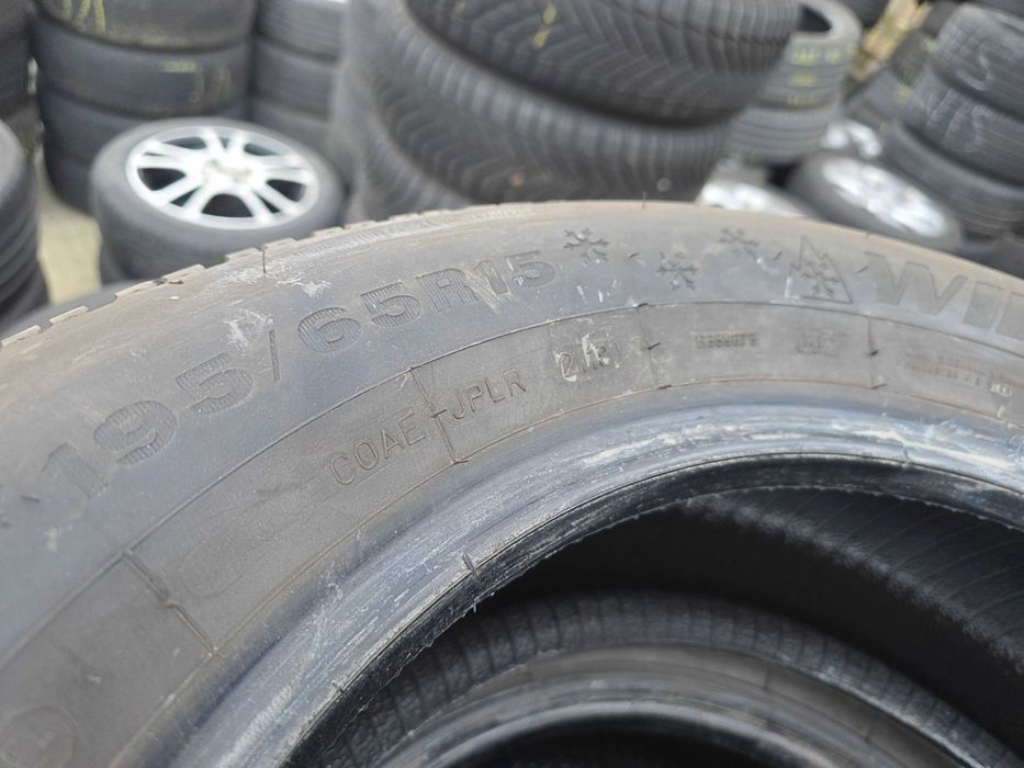 4бр Зимни гуми 195 65 15 - Dunlop