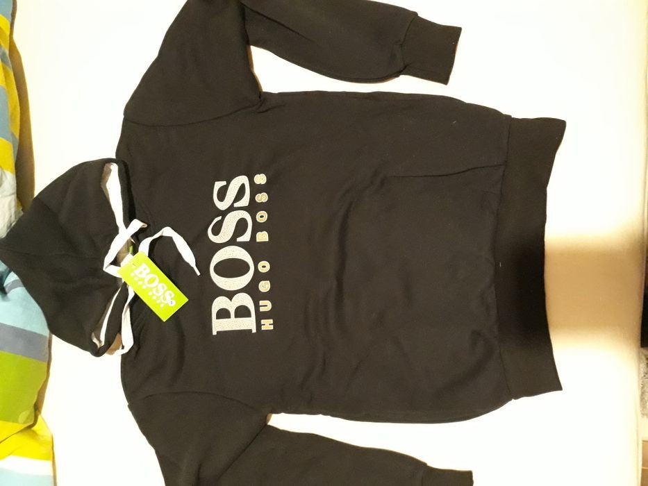 Нови блузи с качулка Boss