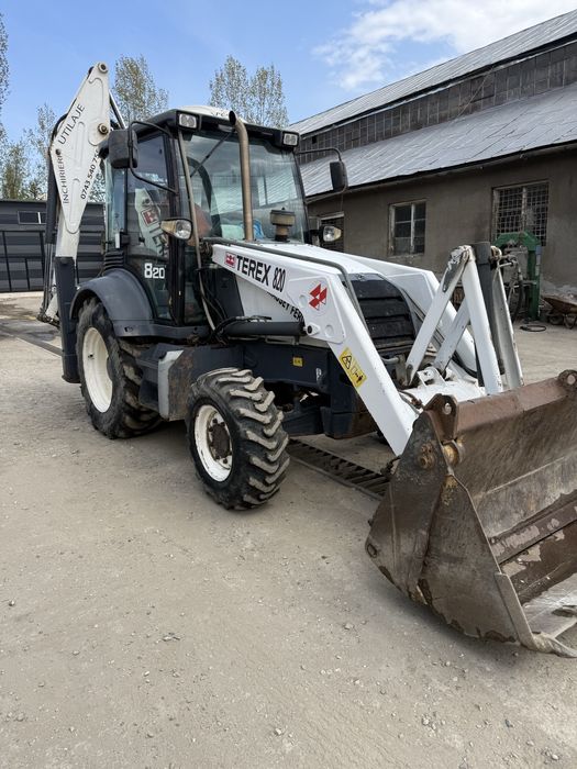 Inchiriez Miniexcavator Scule Si utilaje