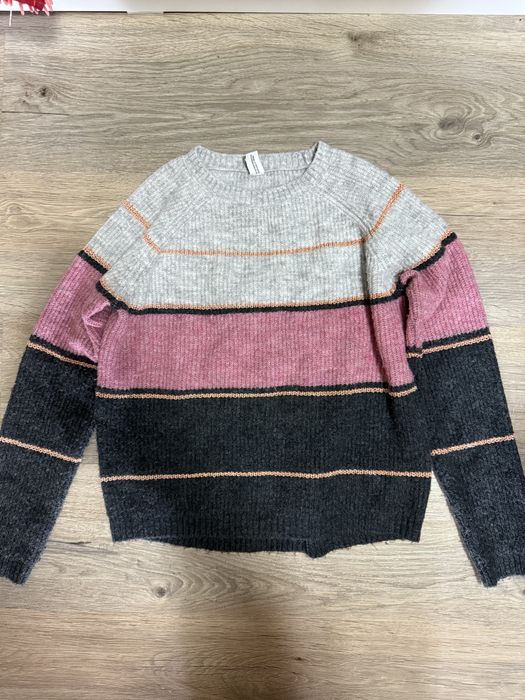 Продаю кофту на девочку из Германии, на рост 146/152см