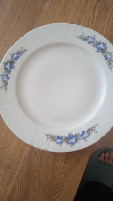 Тарелки фарфоровые для второго блюда с рисунками